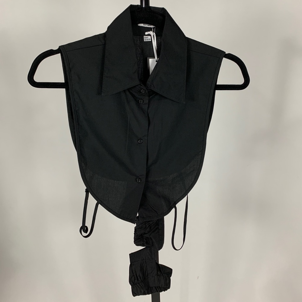 Est’y & Ro illusion collar top and cuffs set